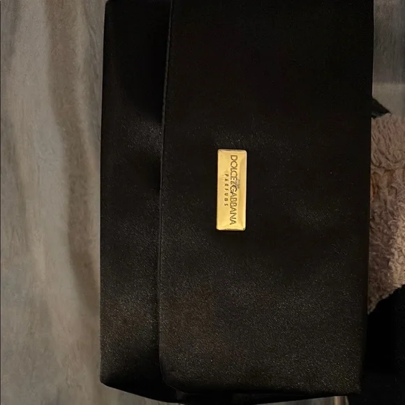 Dolce & Gabbana Black Shoulder Bag with Metallic Accents - Picture 5 of 14